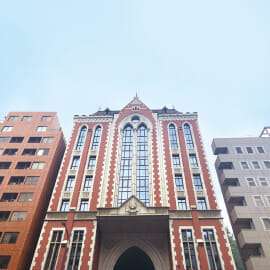 慶應義塾大学