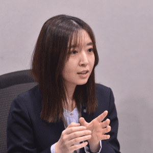 人事部 人財革新グループ 課長補佐様