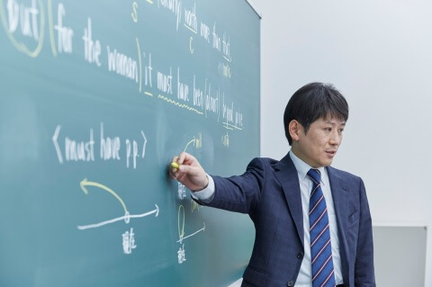 精鋭講師陣によるハイレベルかつ丁寧な指導