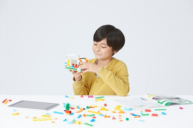 Ｚ会】「Ｚ会プログラミング講座 with LEGO(R) Education」第15回日本e 